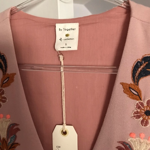 By Together Embroidered NWT dress V-neck Boho style - Picture 4 of 5